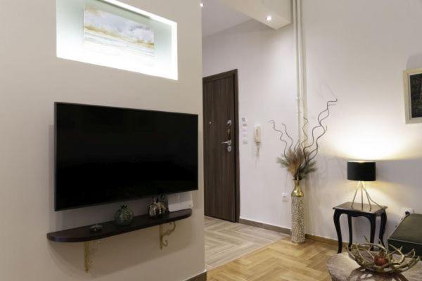 G102 Κεντρικό Πολυτελές Διαμέρισμα Appartement Volos Buitenkant foto